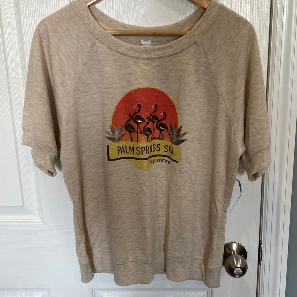 Cute palm springs top